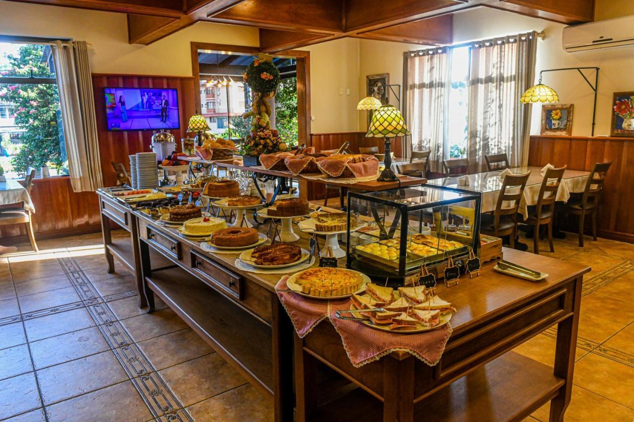 Hotel Pousada Kaster Gramado Ngoại thất bức ảnh